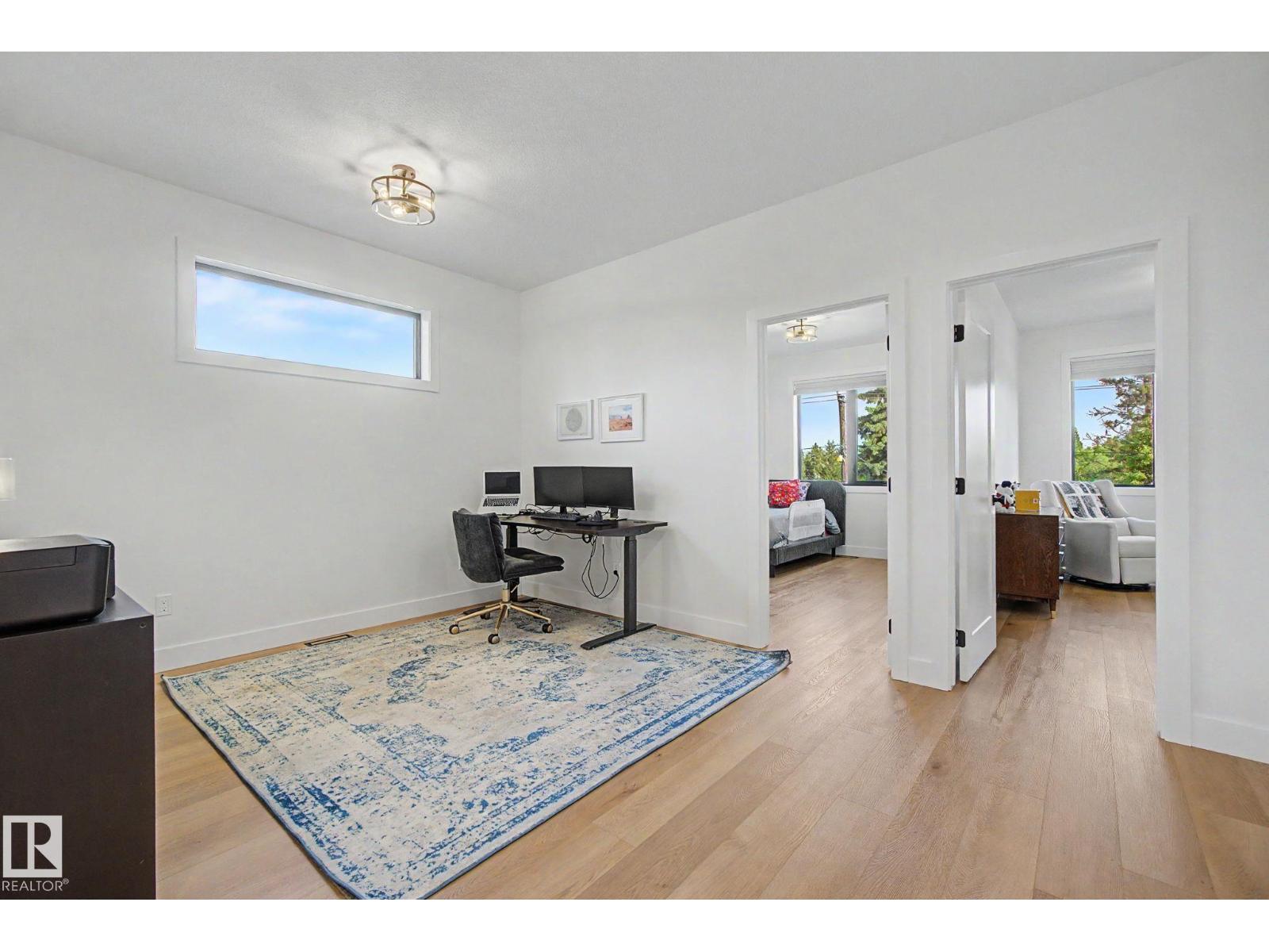 14711 88 AV NW - 29