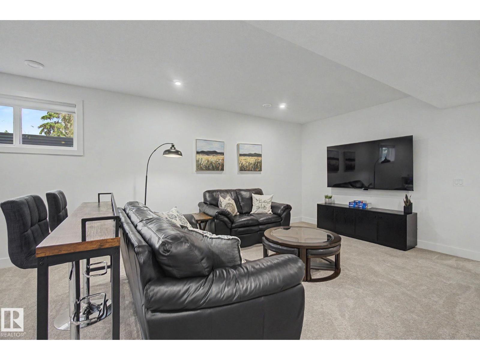 14711 88 AV NW - 34