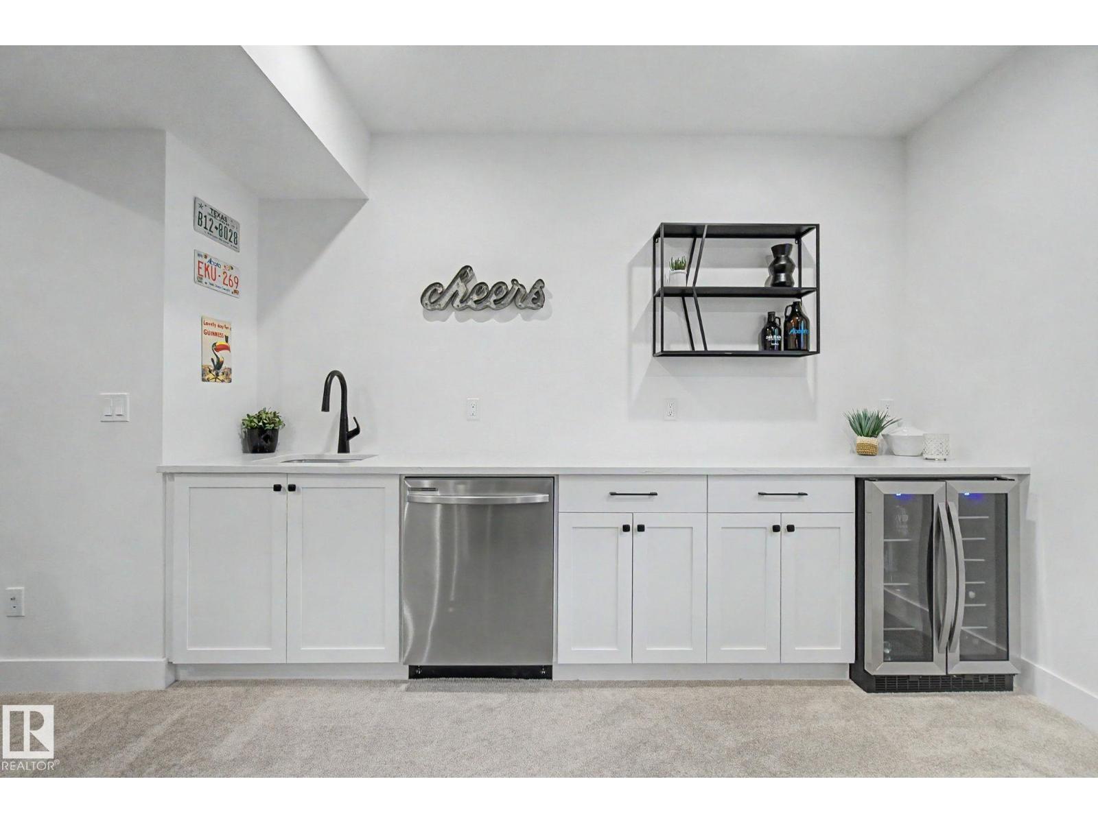 14711 88 AV NW - 37