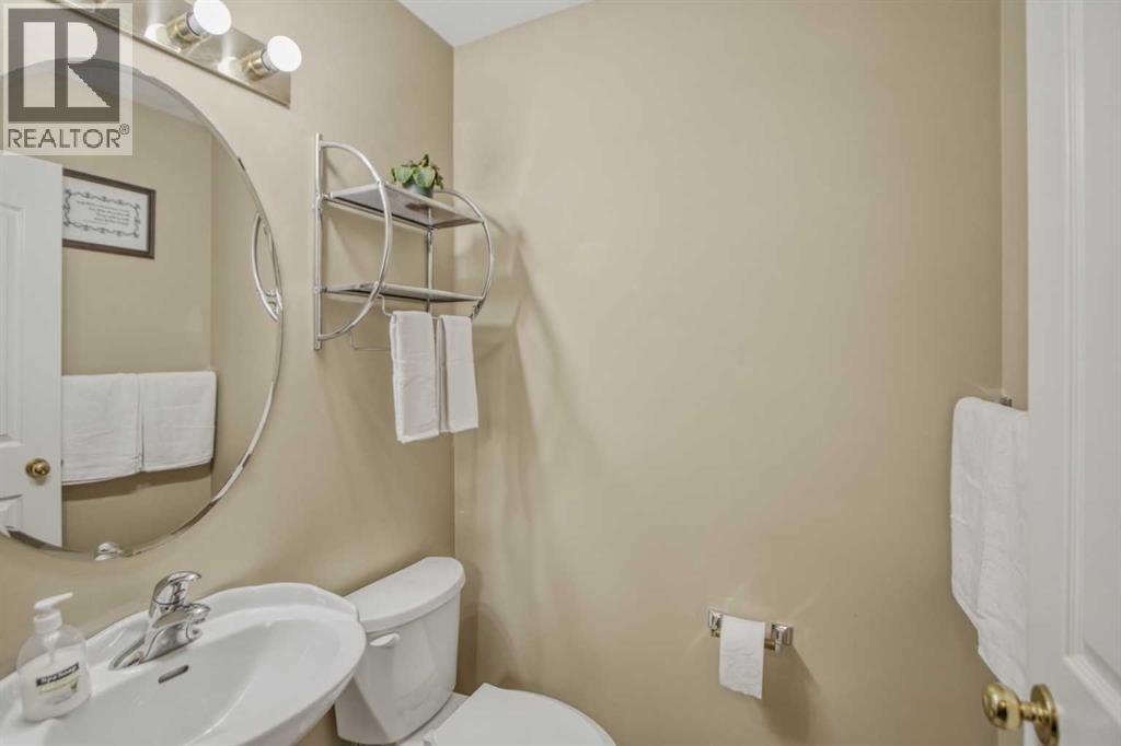 88 Willowbrook Crescent NW - photo 5