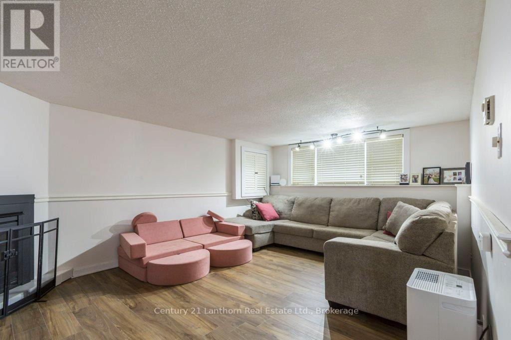 94 NORTH MURRAY STREET - 19