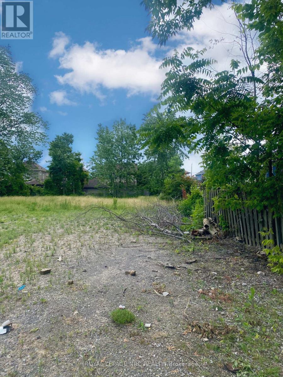 45 RIVERSIDE DRIVE, Welland (Broadway) — photo 3