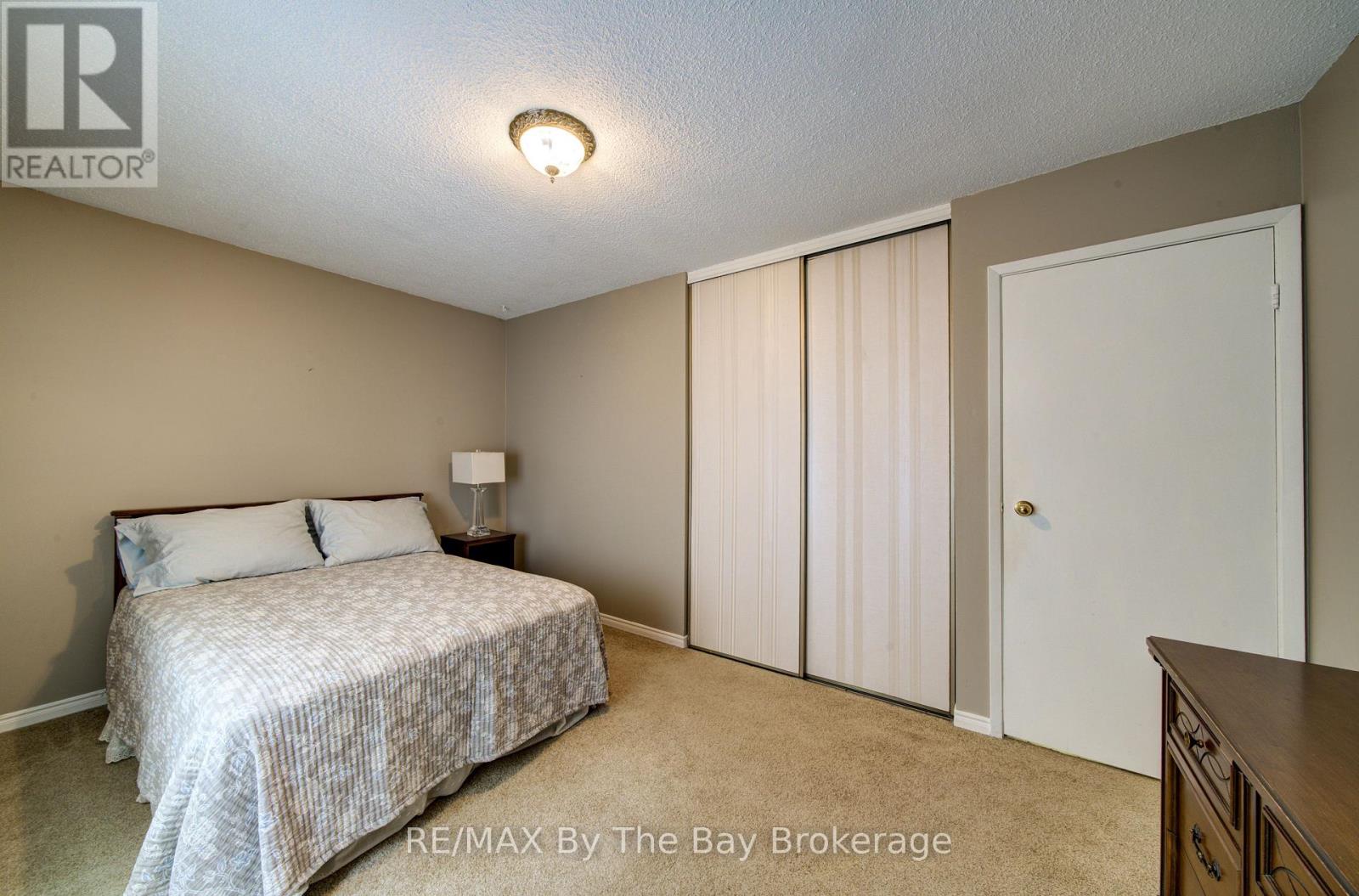 93 FREDERICK DR S/S DRIVE - 21