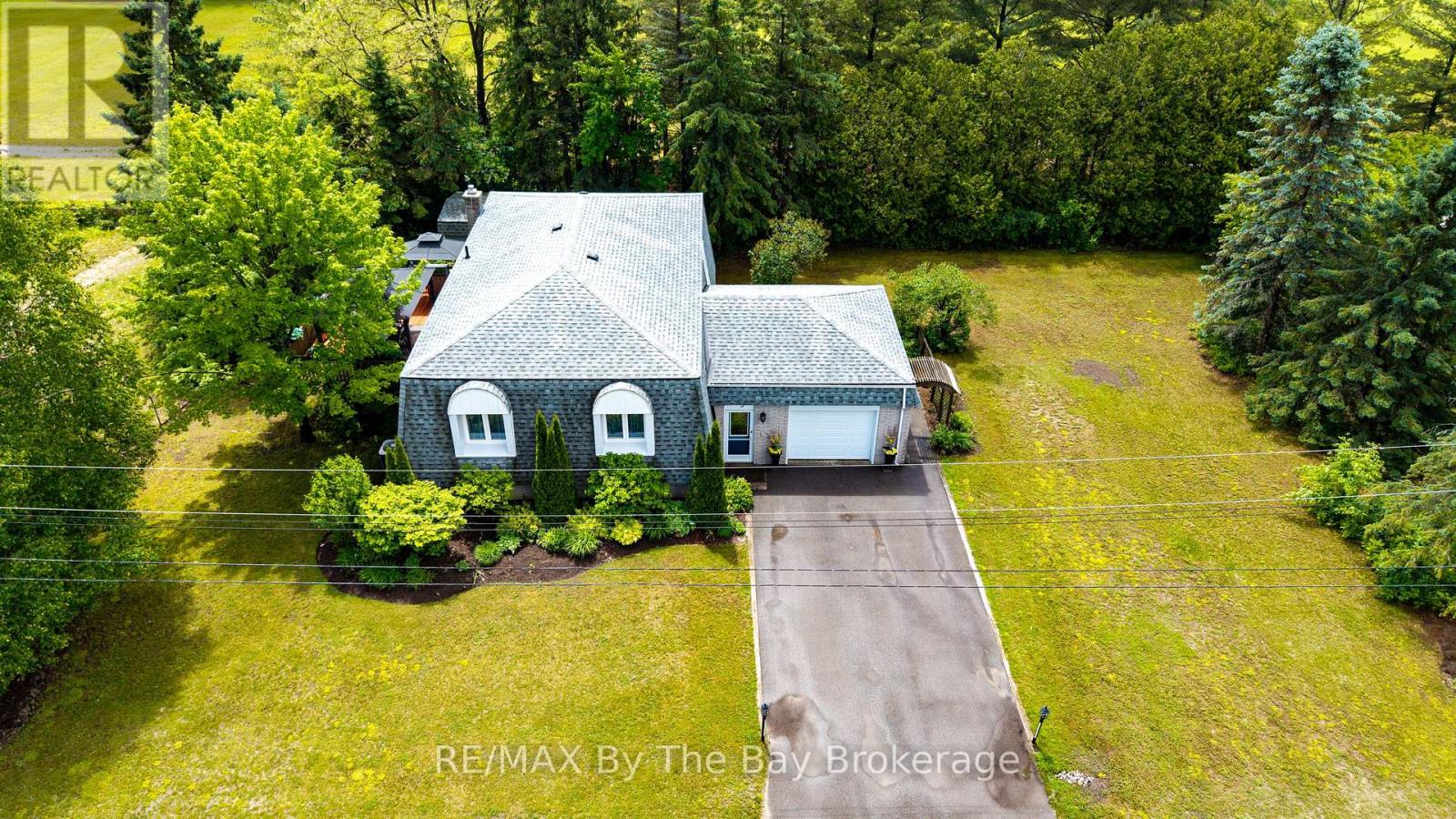 93 FREDERICK DR S/S DRIVE - 42
