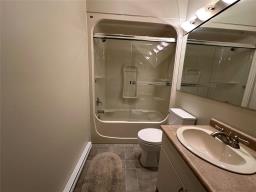 8 Bella Dan Avenue, Victoria Beach, MB R0E2C0 Photo 38