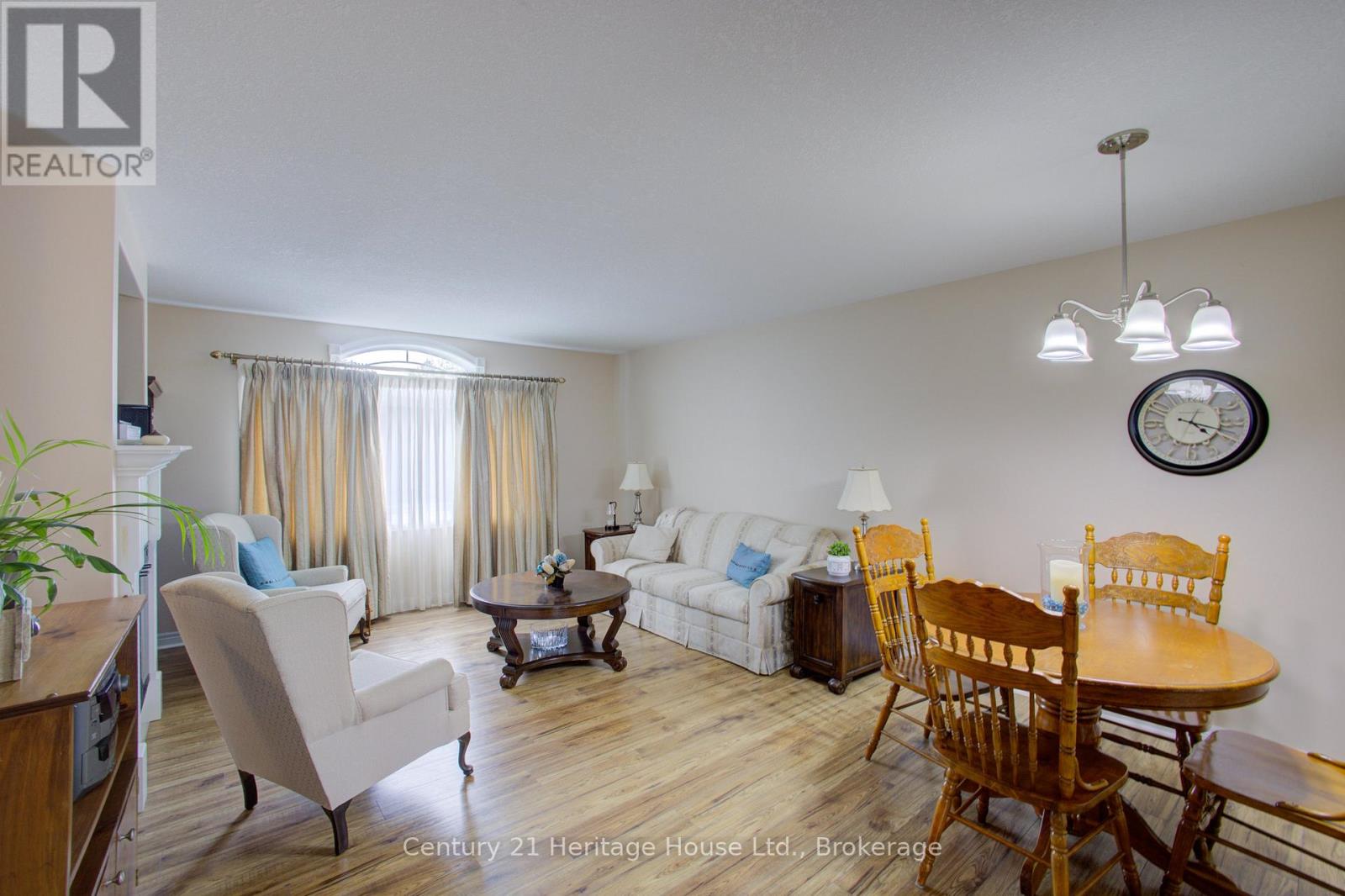 467 WILLIAM STREET N - Image 12
