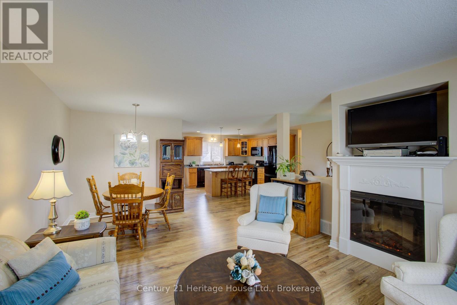 467 WILLIAM STREET N - 9