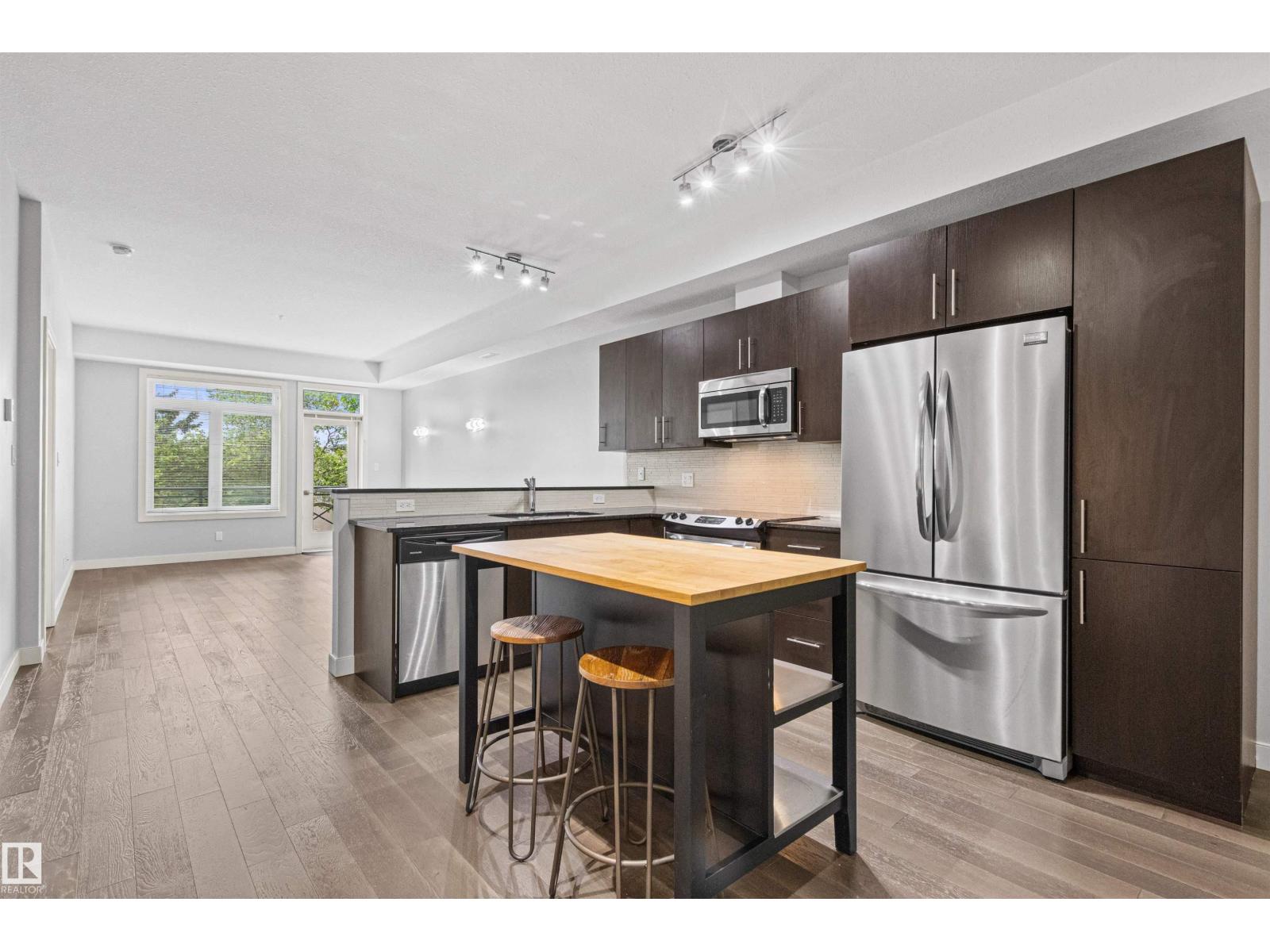 #318 10811 72 AV NW - photo 2