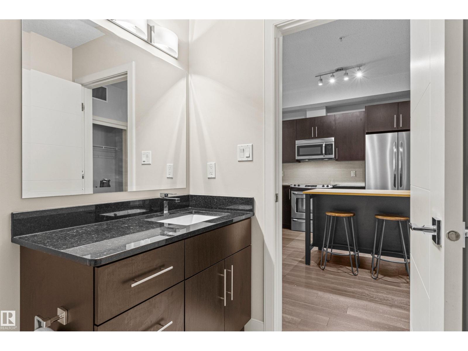 #318 10811 72 AV NW — photo 25