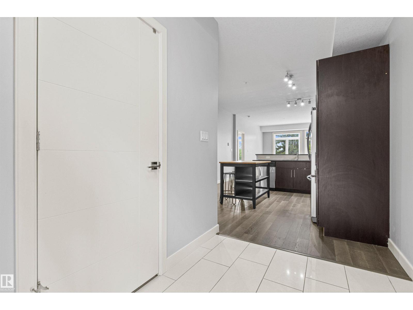 #318 10811 72 AV NW — photo 26