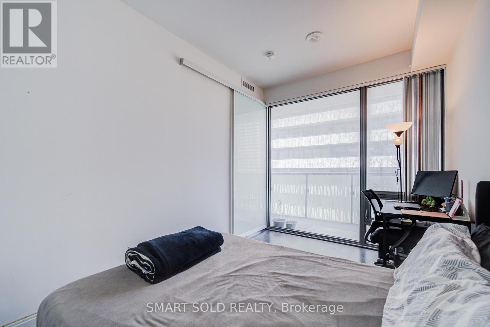 #2909 50 CHARLES STREET E - 29
