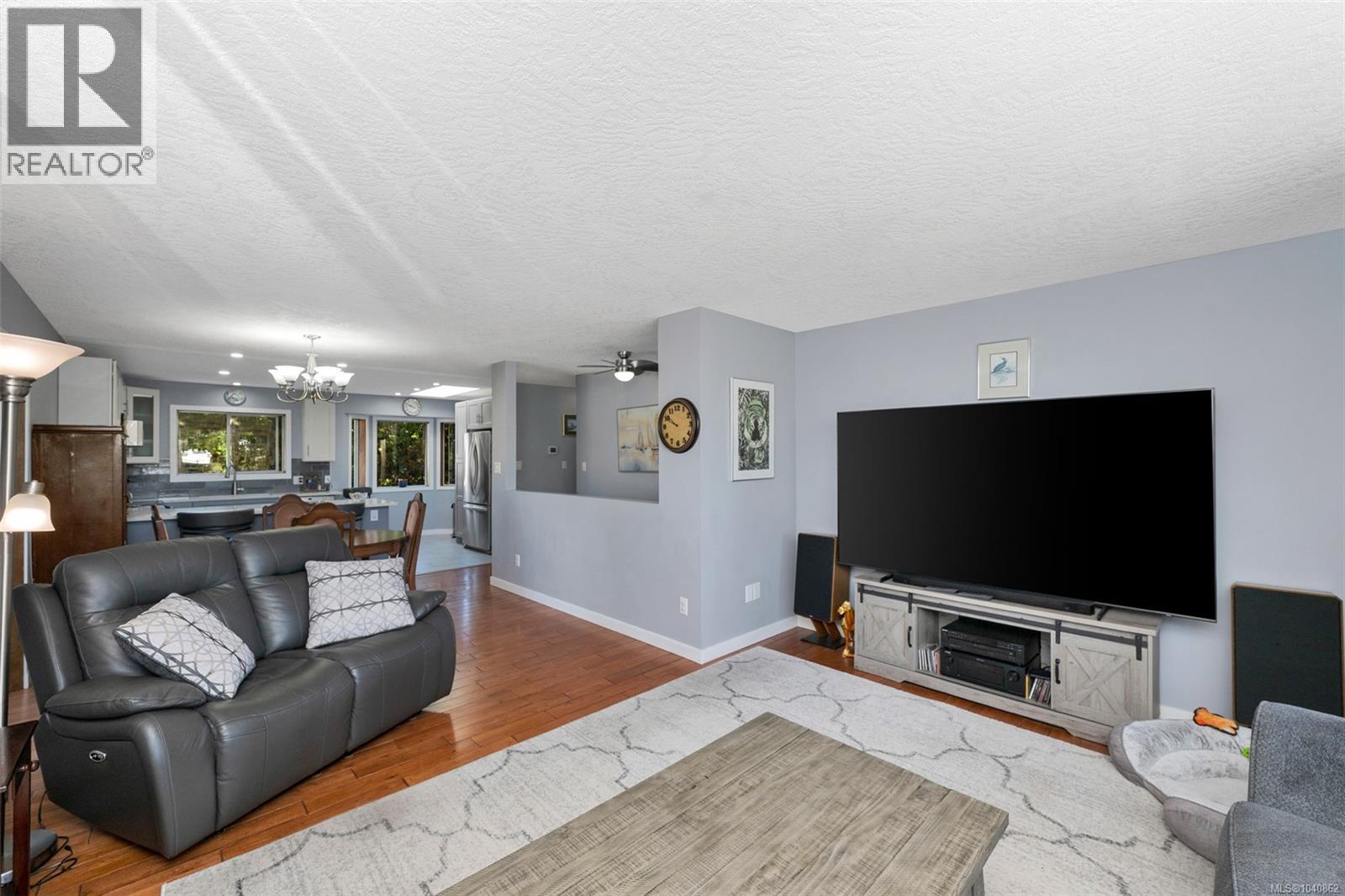  3371 Billhirst Place, Colwood