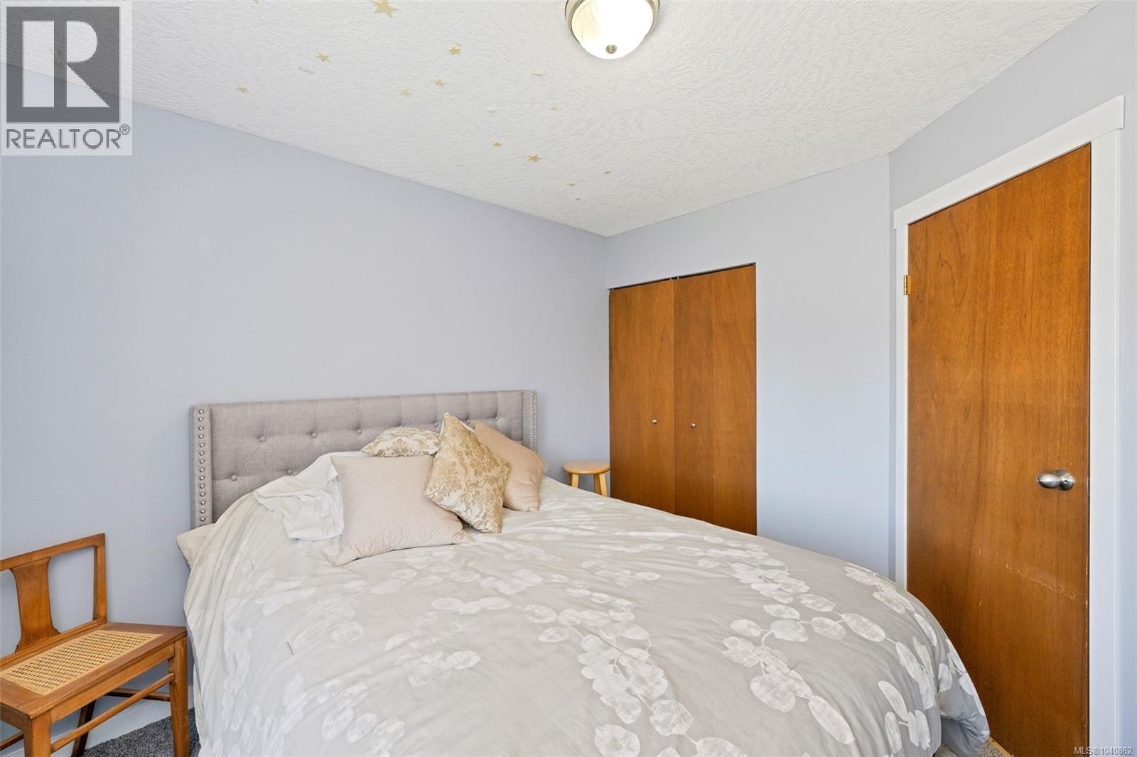 3371 Billhirst Place, Colwood