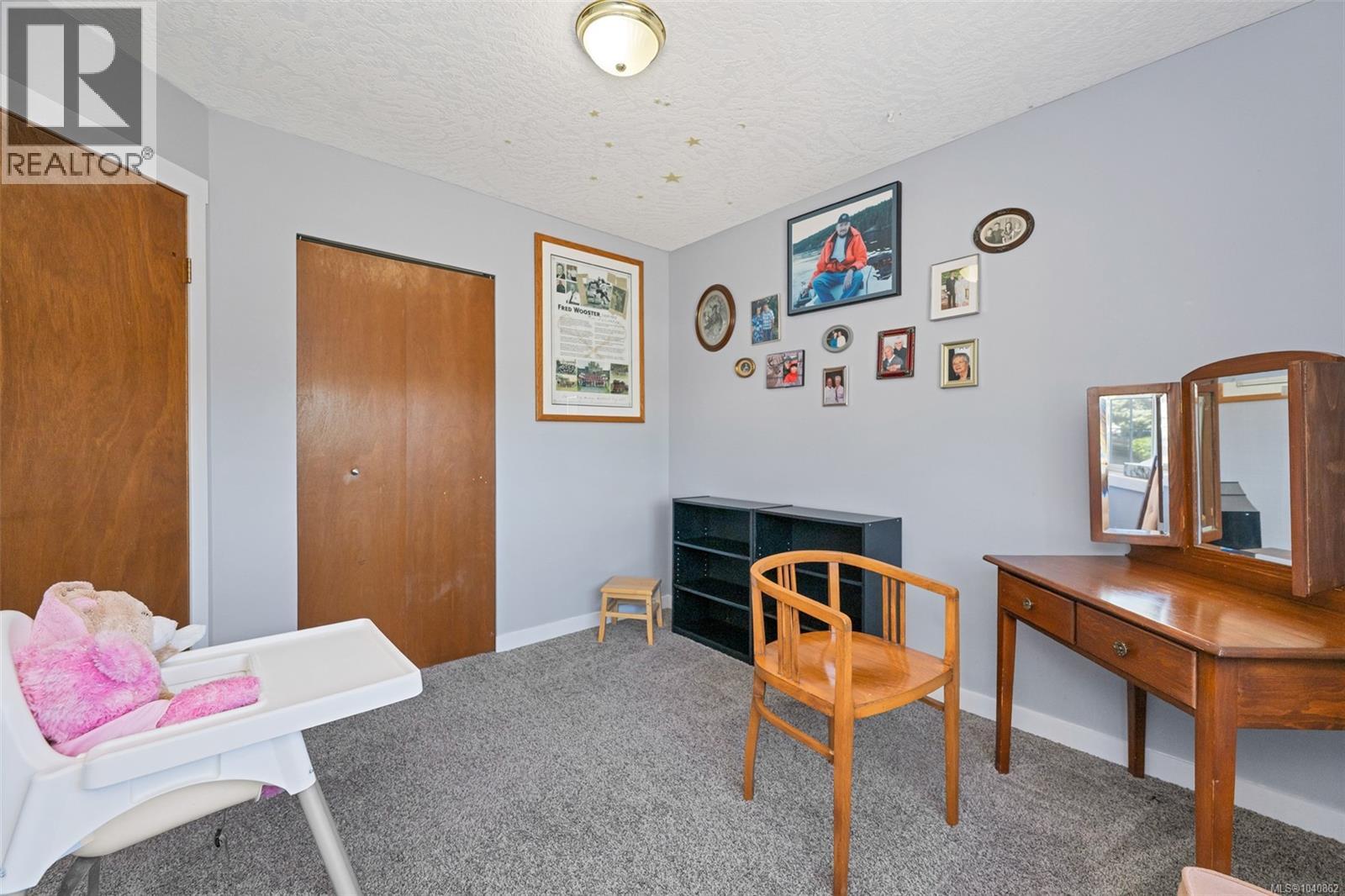  3371 Billhirst Place, Colwood