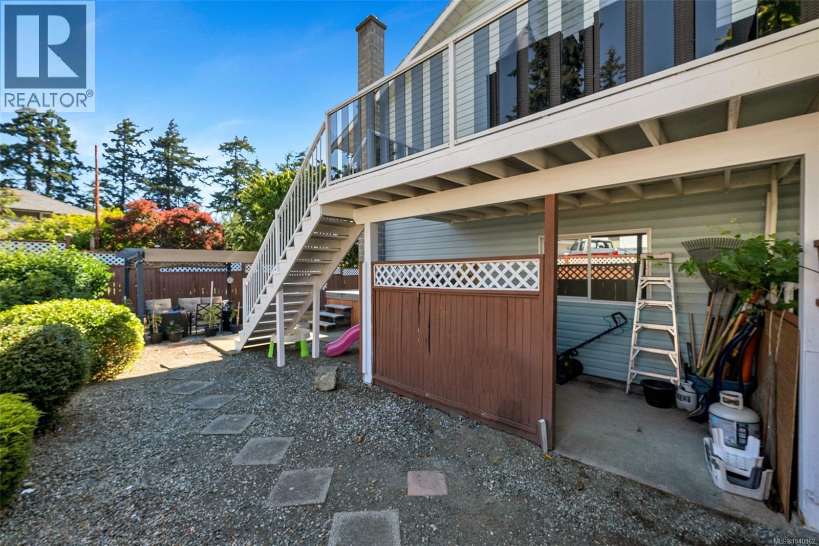  3371 Billhirst Place, Colwood