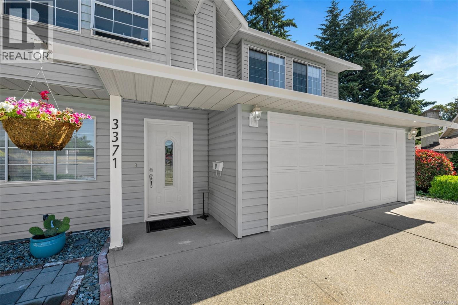  3371 Billhirst Place, Colwood
