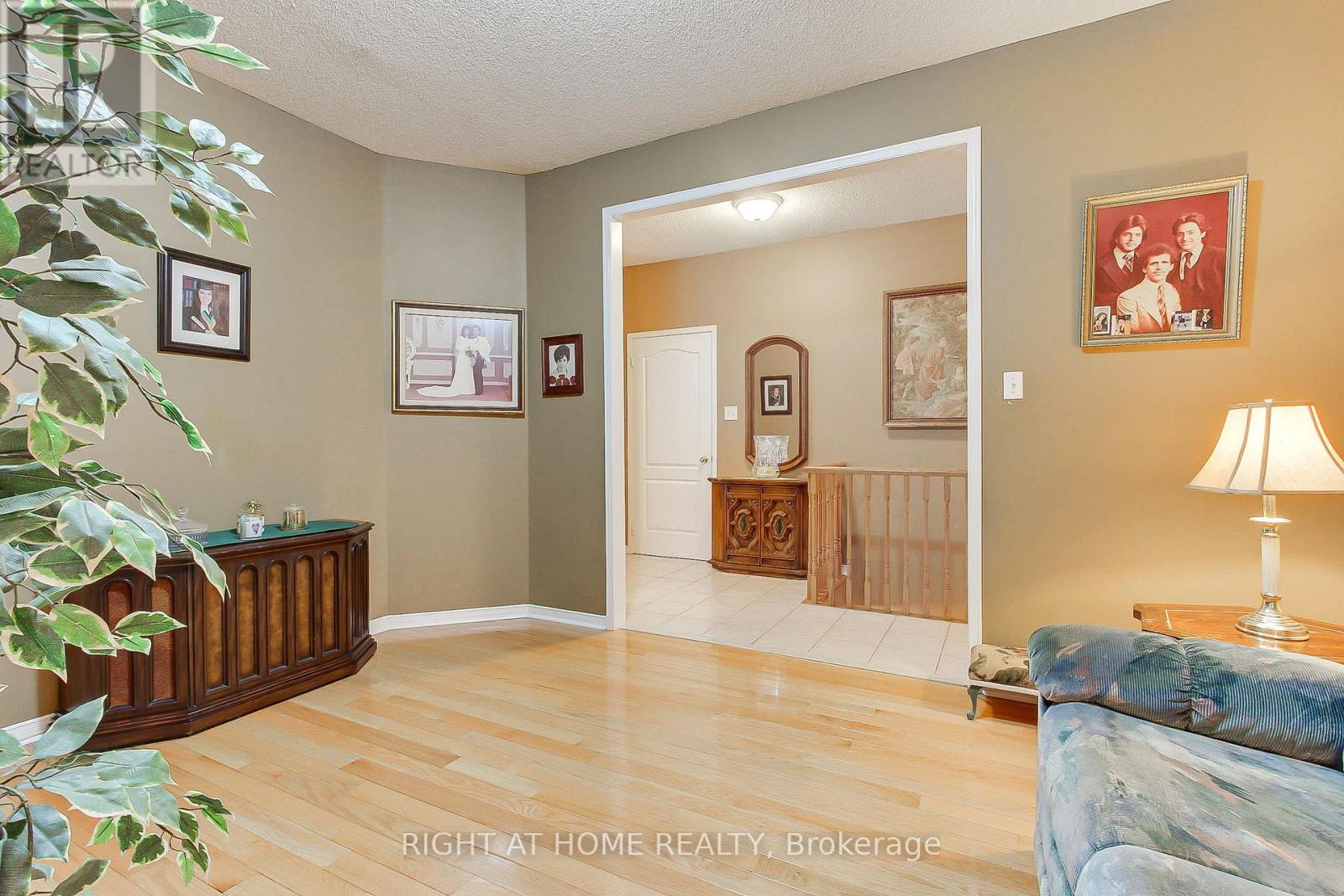 101 OLD COLONY ROAD - 21