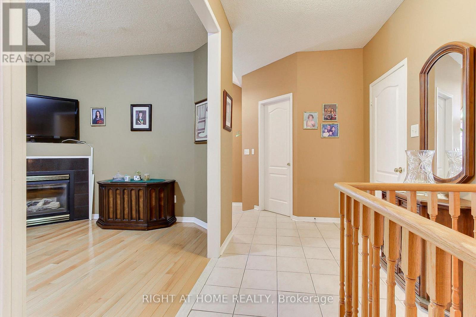 101 OLD COLONY ROAD - 4