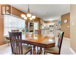 101 Old Colony Road, Richmond Hill, ON L4E3X2 Photo 11