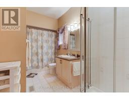 101 Old Colony Road, Richmond Hill, ON L4E3X2 Photo 17
