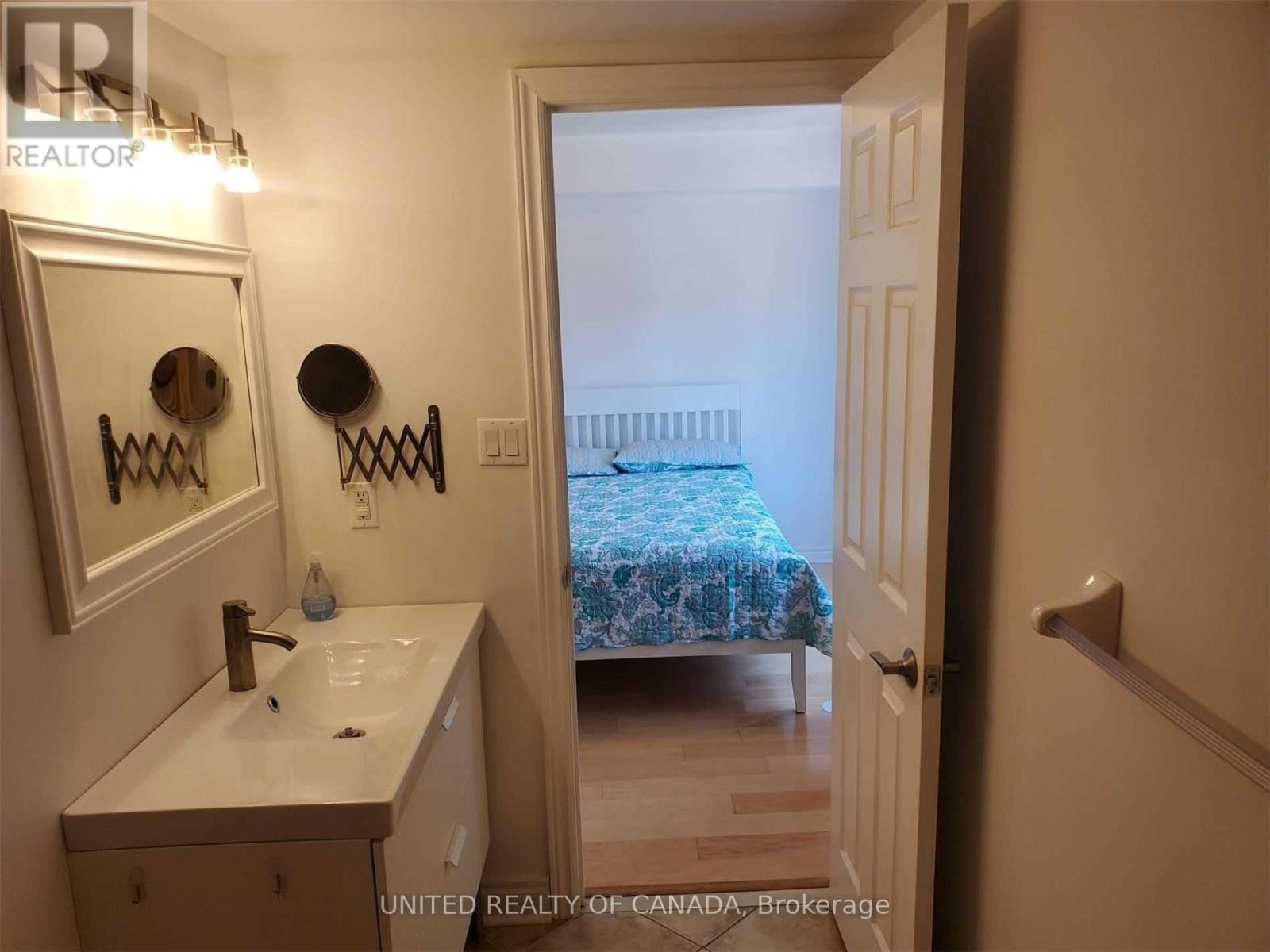 #330 312 JOHN STREET - 22