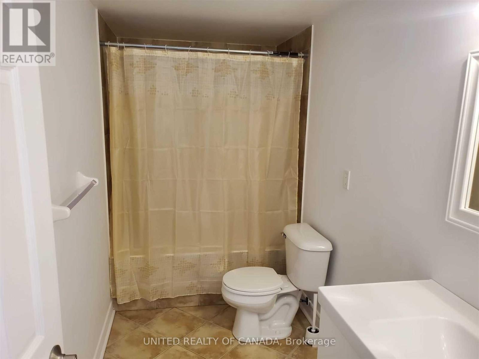 #330 312 JOHN STREET - 23