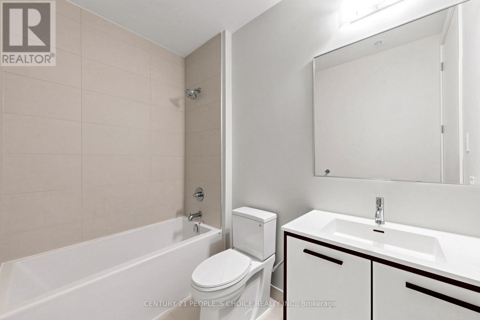 72 WINDWARD DRIVE - 33
