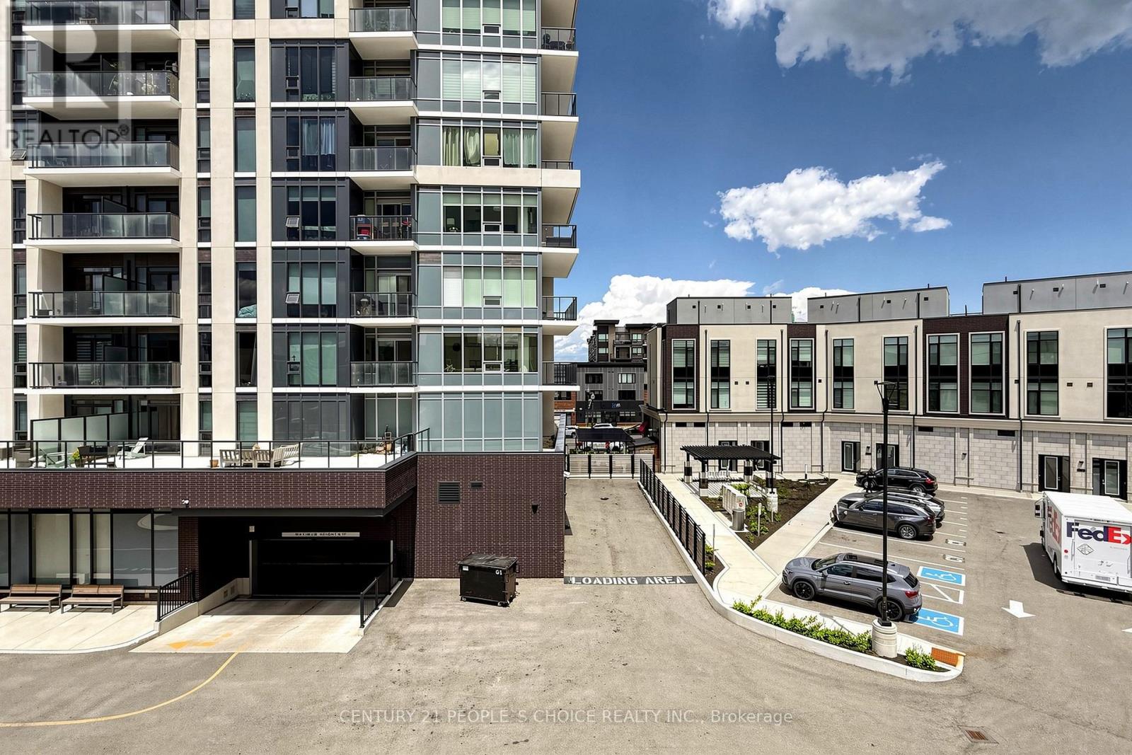 72 WINDWARD DRIVE - 40