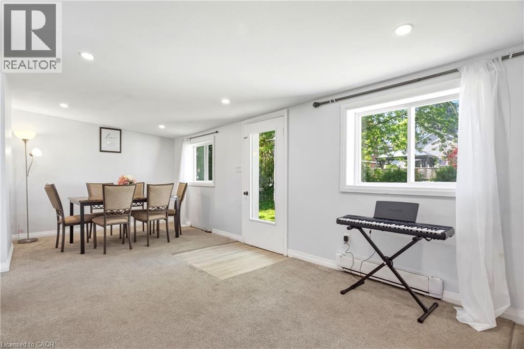32 CLOSE Avenue - 26