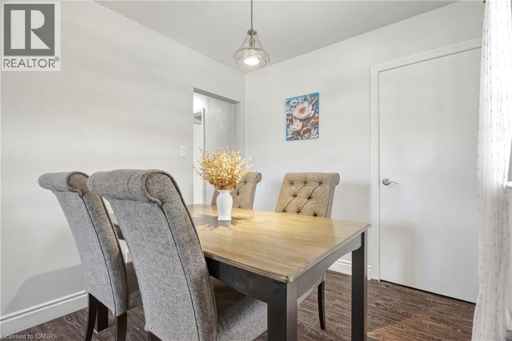 32 CLOSE Avenue - 9