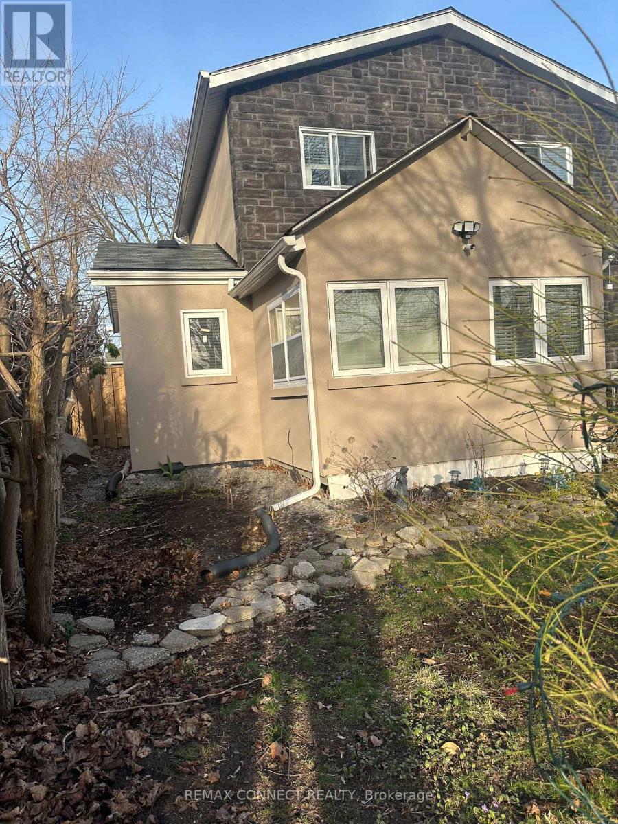 57 FERNHILL BOULEVARD - 44
