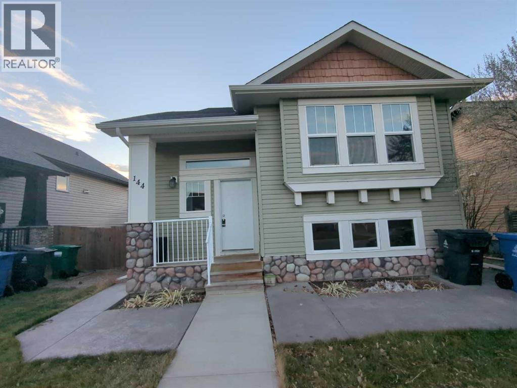 144 Mt Sundial Court W - 1