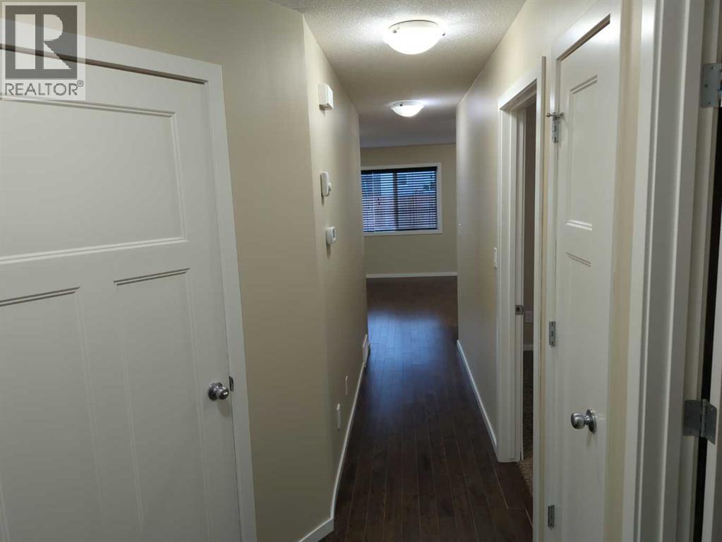 144 Mt Sundial Court W - 19