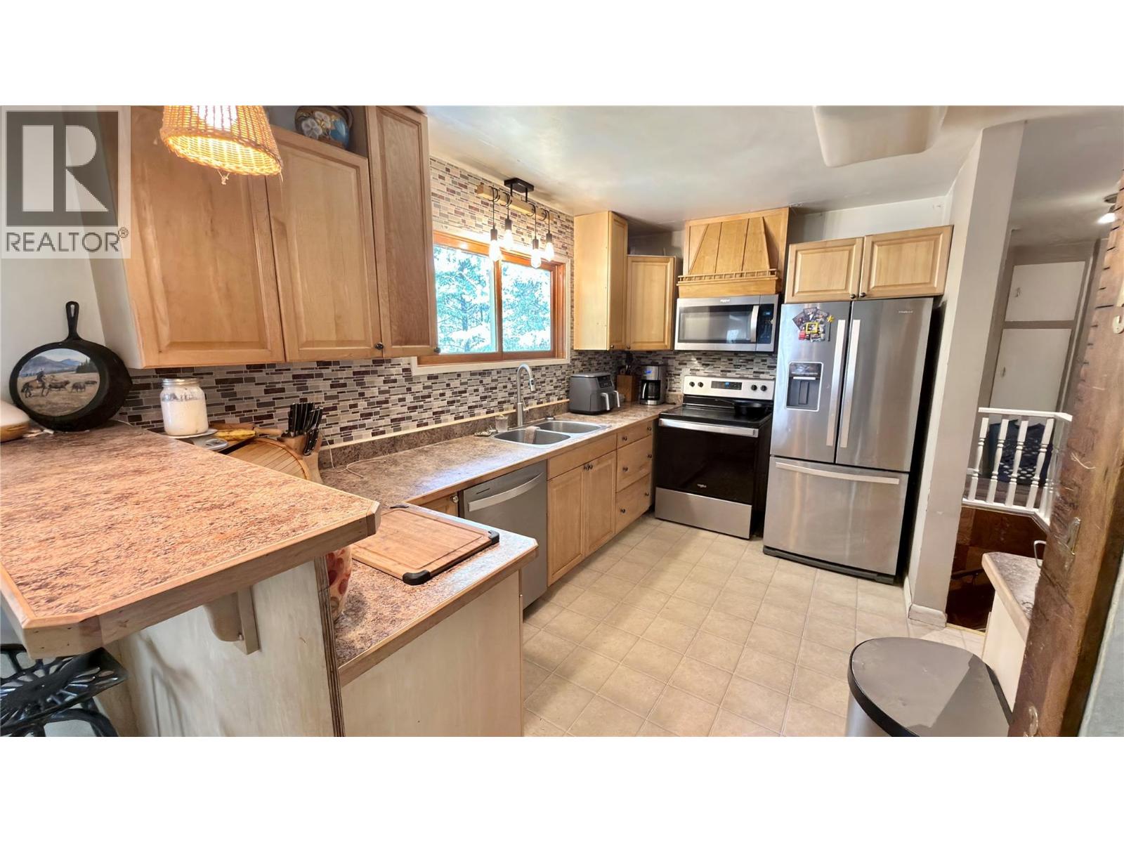550 Strathmore Avenue - 28