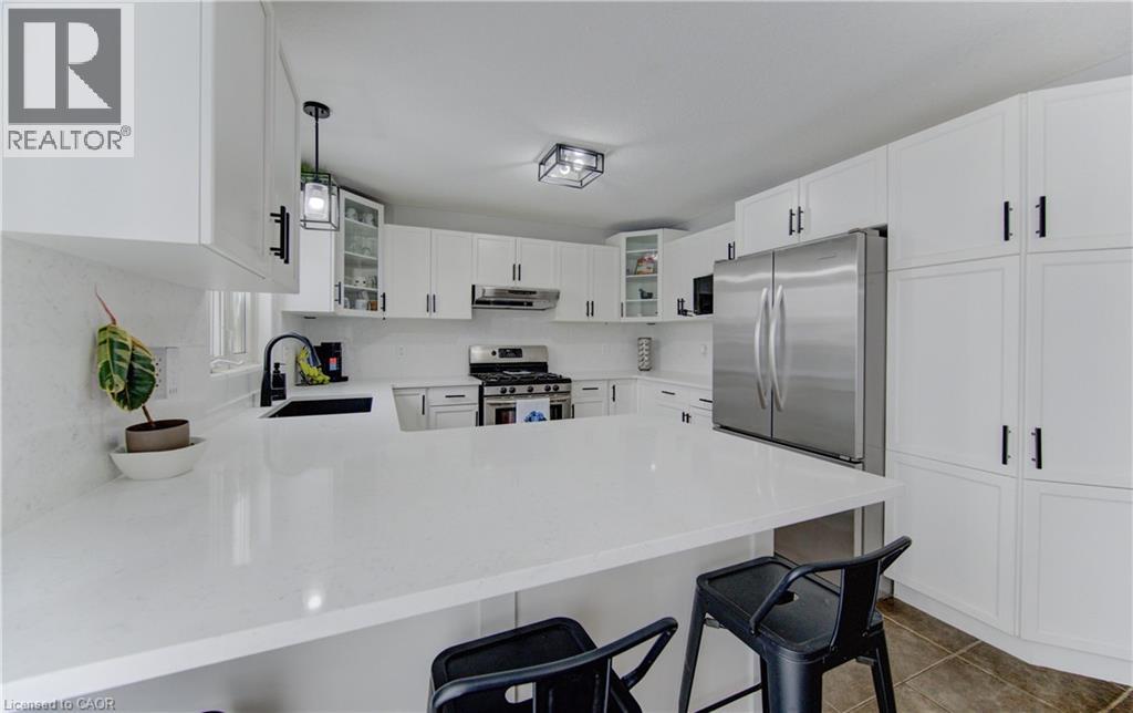 21 WEST TREE Drive - 11