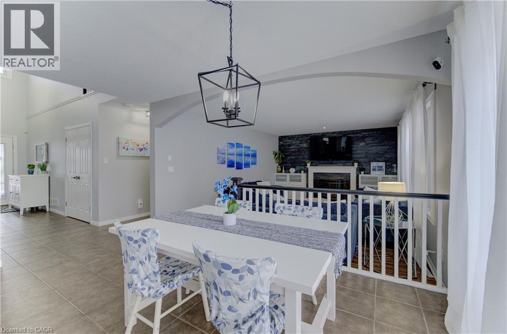 21 WEST TREE Drive - Image 14