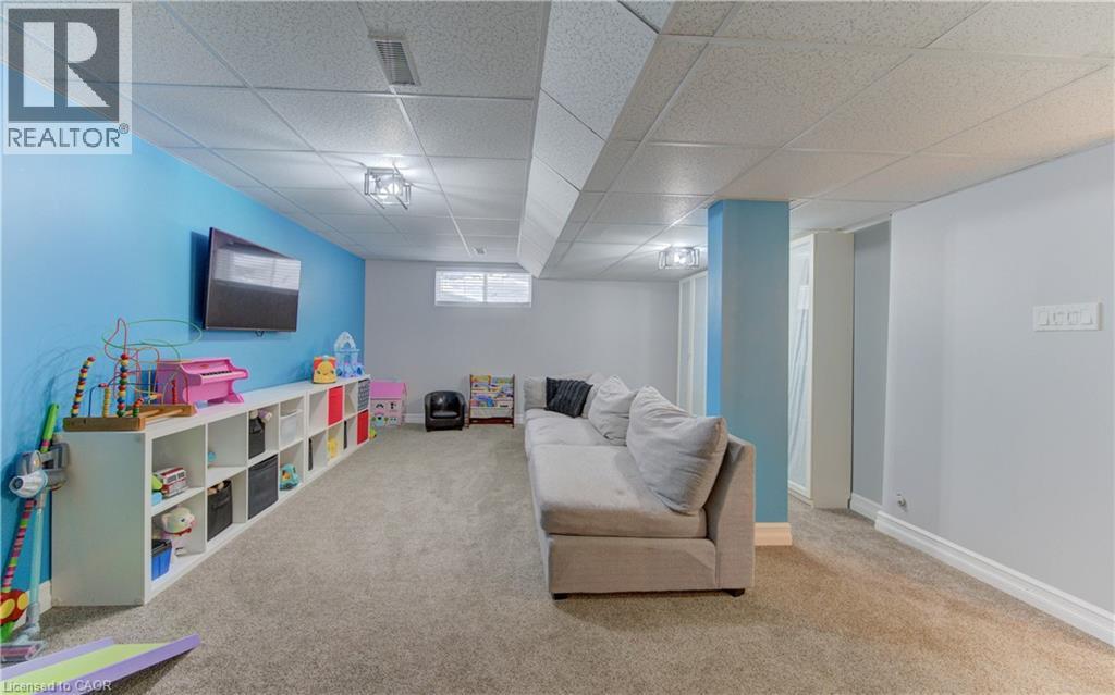 21 WEST TREE Drive - Image 30