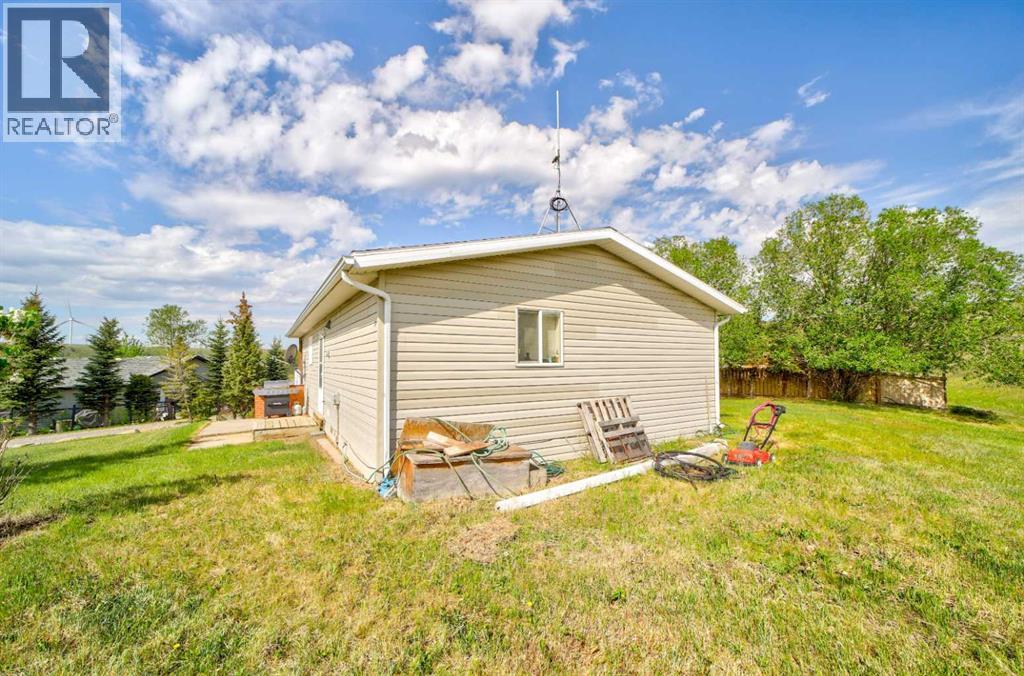 93 4 Avenue - 34