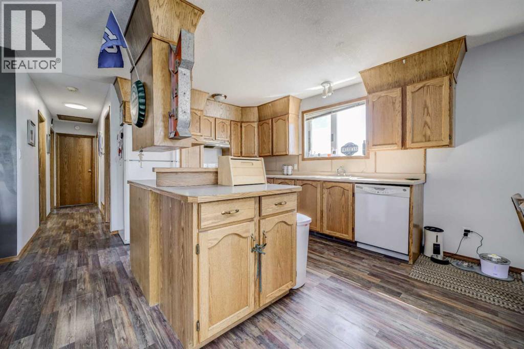 93 4 Avenue - 10