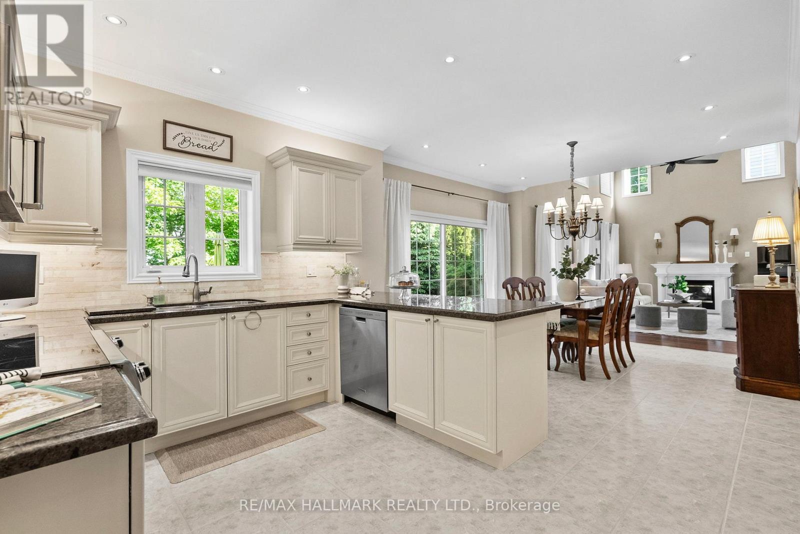4 LYTHGOE LANE - 18