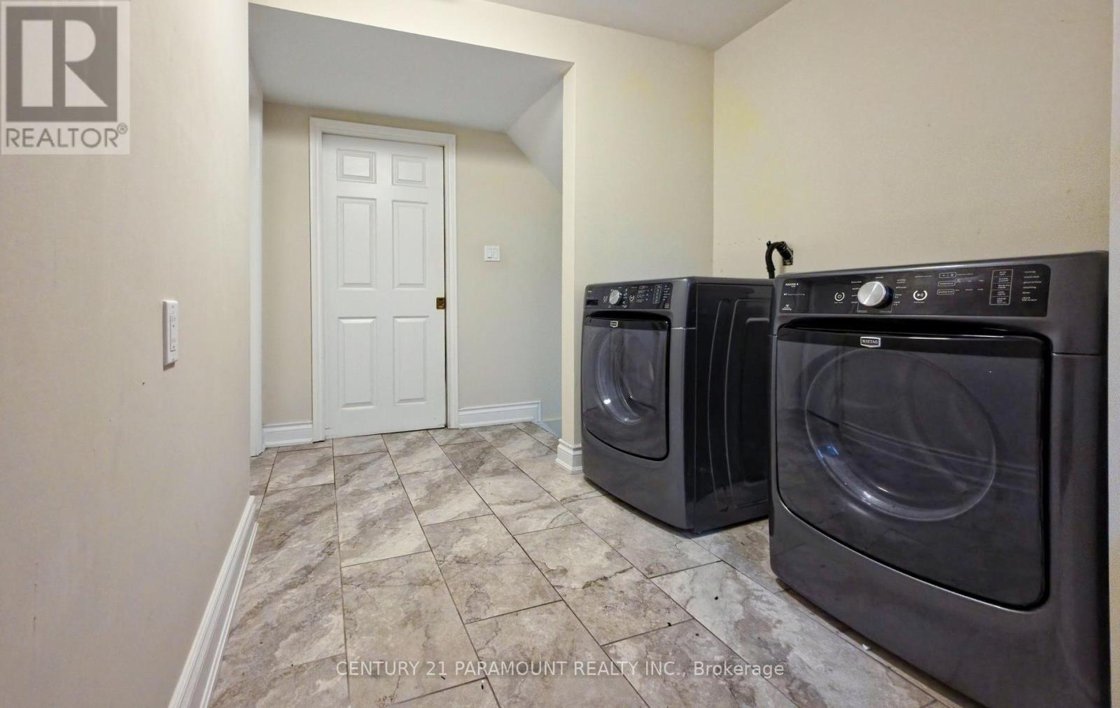 342 MAIN STREET - 38