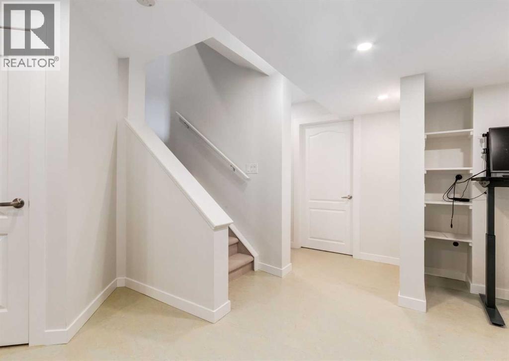 237 Scenic View Close NW — photo 37