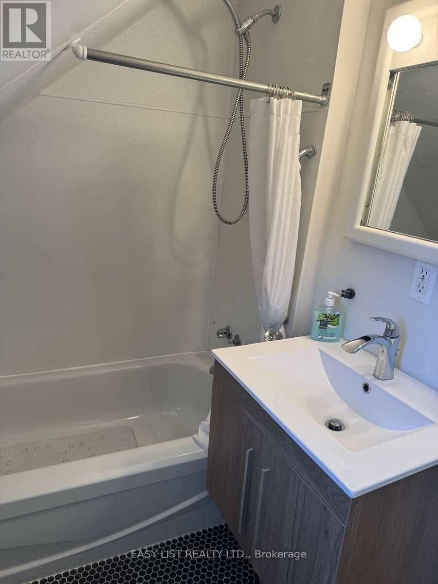 104 SIBERIA ROAD - 14