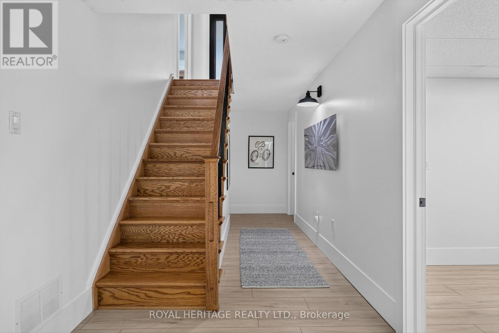 30 KAREN DRIVE - 26