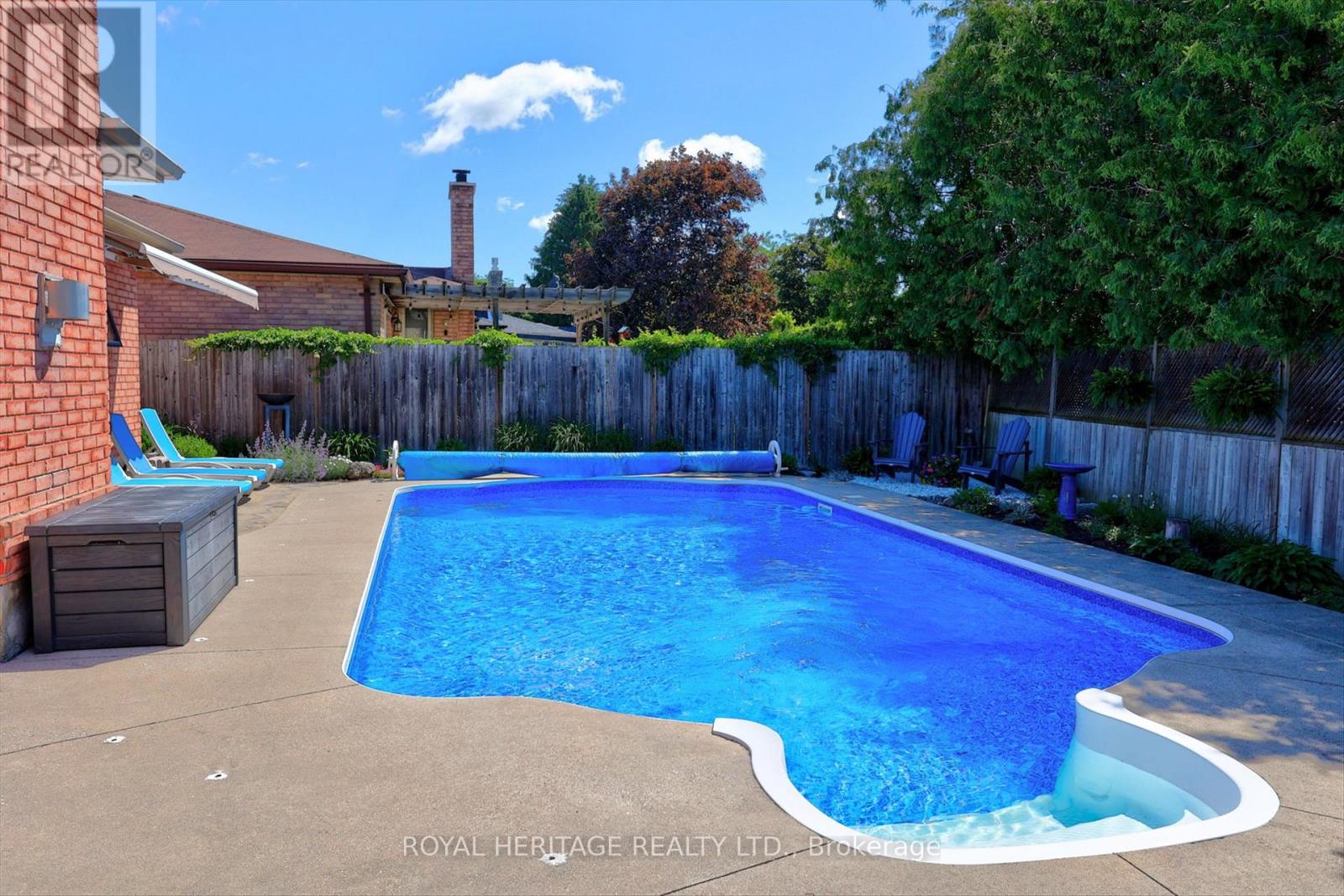 30 KAREN DRIVE - 41