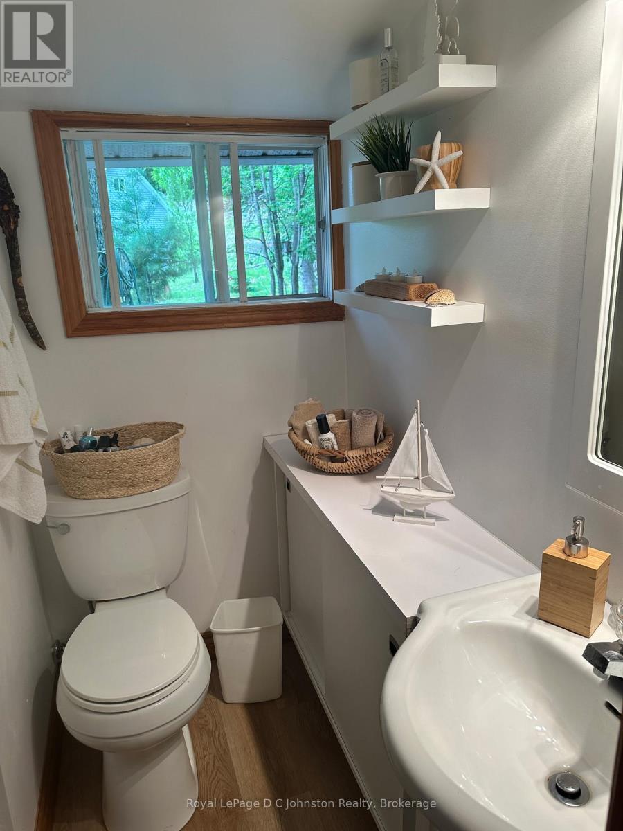 250 BIG ISLAND BEL LK BYWAY - 19