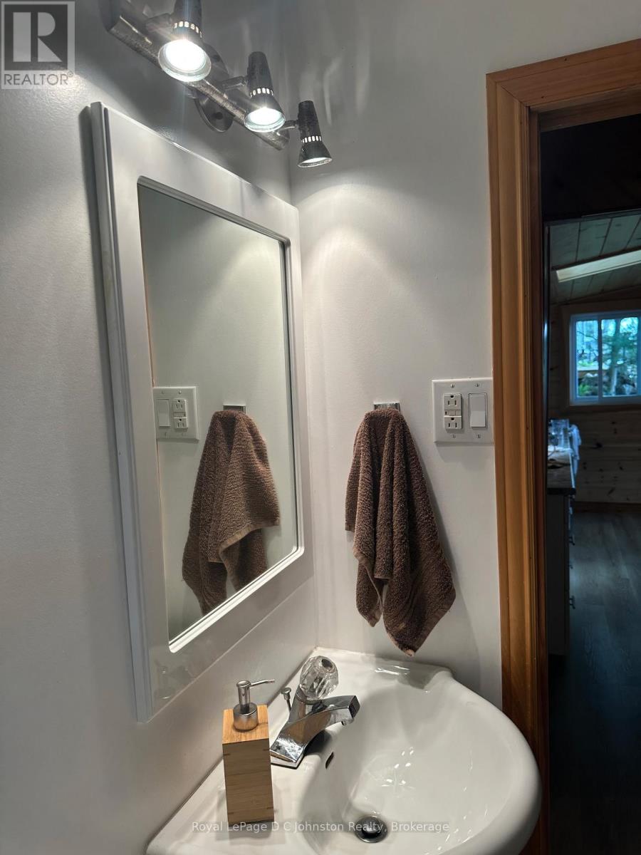 250 BIG ISLAND BEL LK BYWAY - 22
