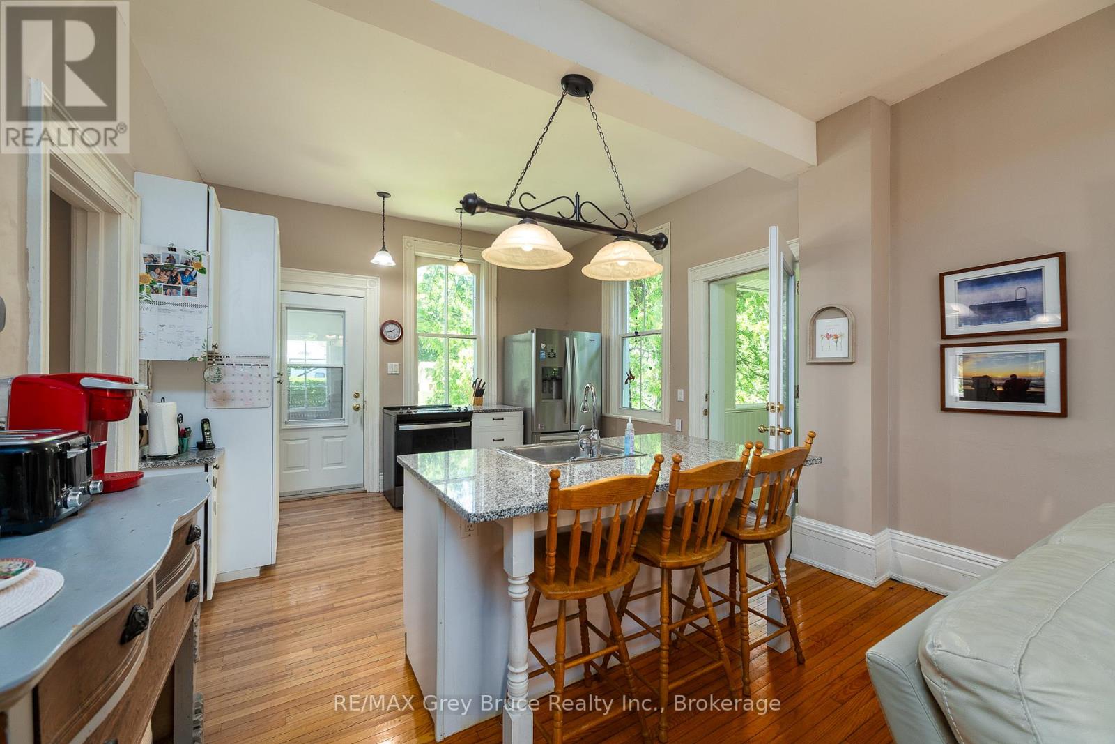 580 23RD STREET W - 12