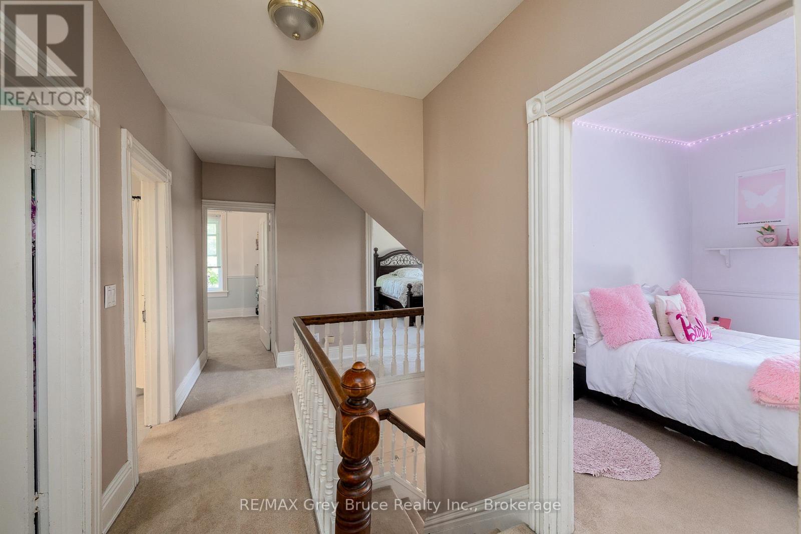 580 23RD STREET W - 20