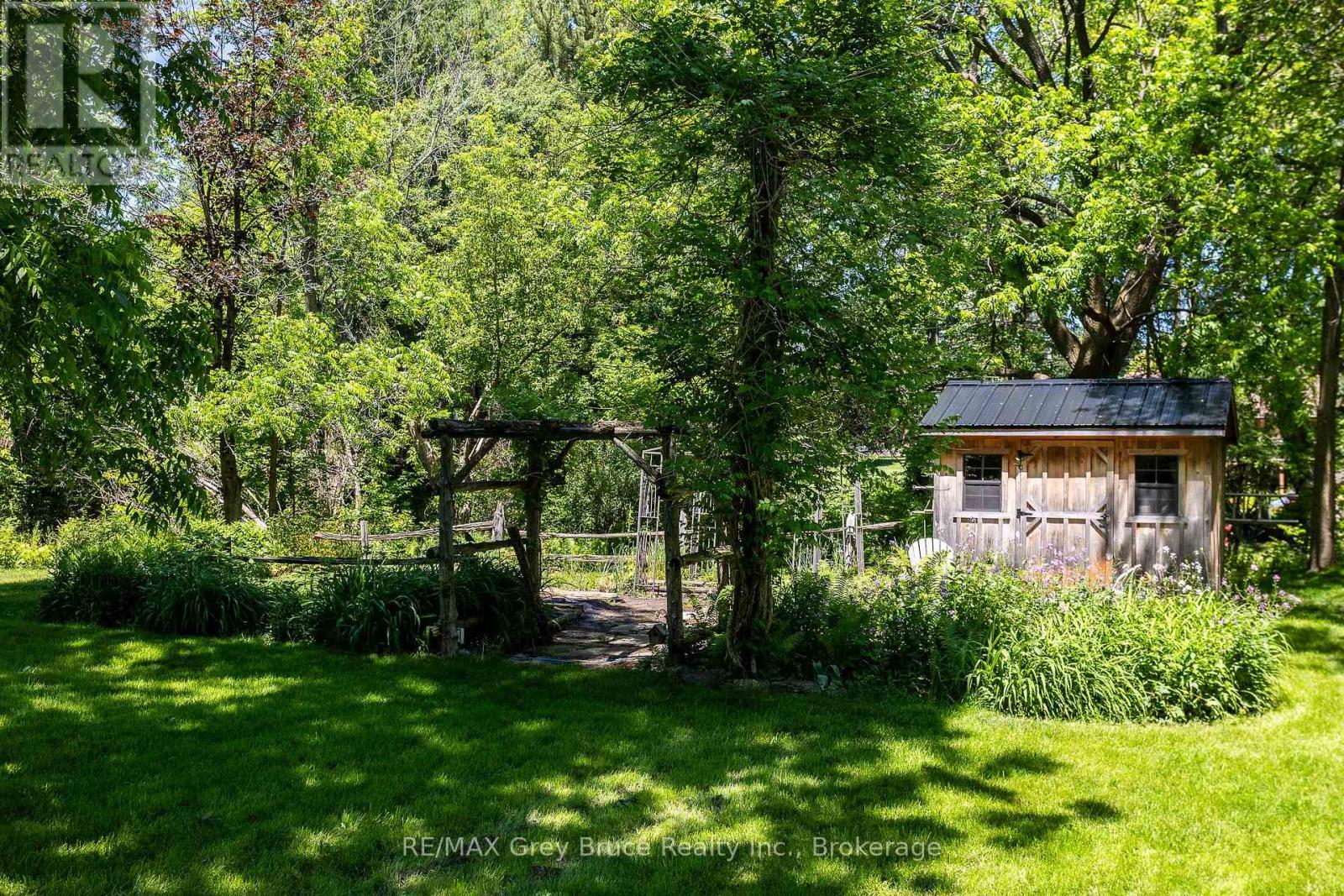 580 23RD STREET W - 31